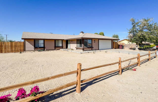 Fully Furnished 4 Bedroom in Sunmore Estates Neighborhood photos photos