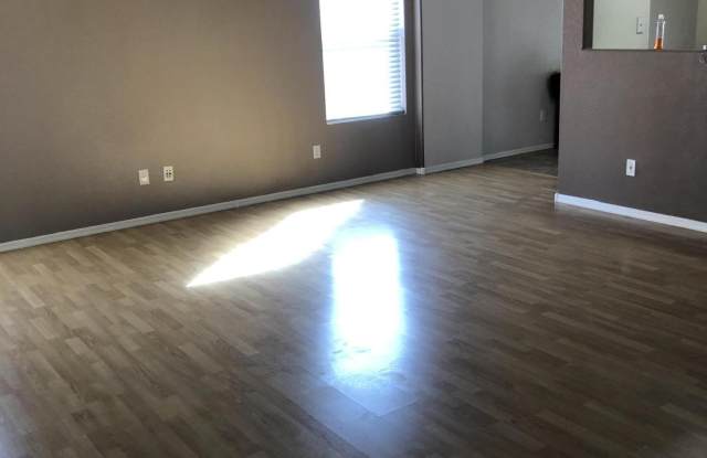15579 W ACAPULCO Lane Gallery 2