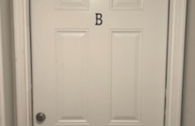 506-B Hicks Gallery 3