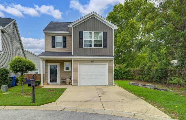Spacious 3 Bedroom Home with Private Fenced Yard! - 34 Routhland Court, Columbia, SC 29209