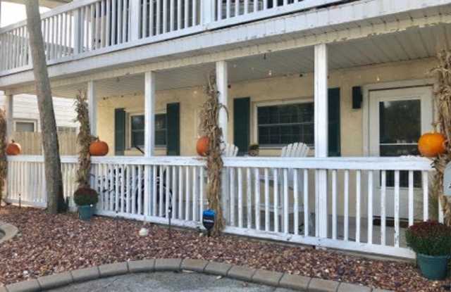 2016 1st Street - 2016 First Street, Neptune Beach, FL 32266