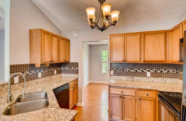 7020 Cedar Court Gallery 2