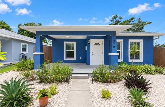 Newly Renovated Home with Private Fenced Yard & Garage - 3bed|2bath Gallery 1