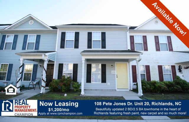 Freshly Updated 2 BD/2.5 BA Townhome in the Heart of Richlands - 108 Pete Jones Drive, Richlands, NC 28574