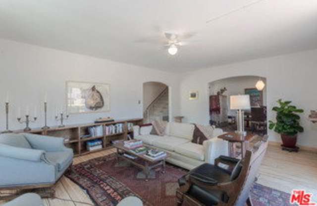 10959 Strathmore Drive Gallery 4