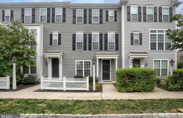 133 PICKERING Lane photos photos