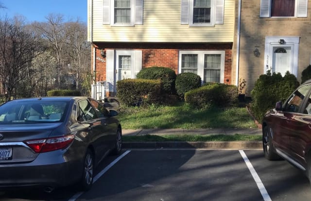 6484 ROCKSHIRE STREET - 6484 Rockshire Street, Franconia, VA 22315