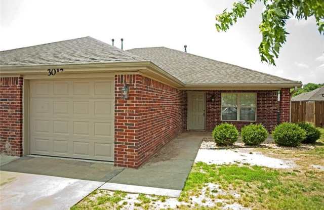 3012  S B  ST photos photos