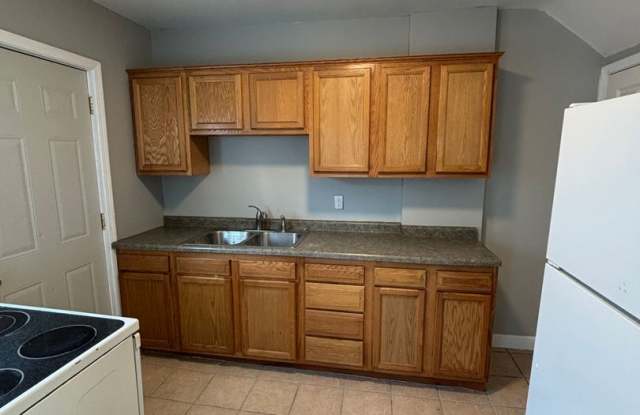 2 bed, 1 bath townhome in convenient Waterloo location!! photos photos 2 bed, 1 bath townhome in convenient Waterloo location!! photos photos