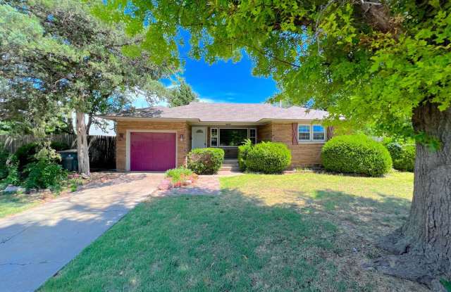 2025 Sheffield Road - 2025 Sheffield Road, The Village, OK 73120
