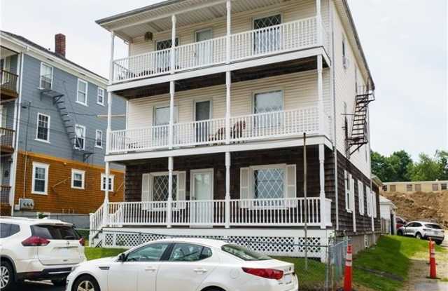 32 Bouvier Avenue photos photos