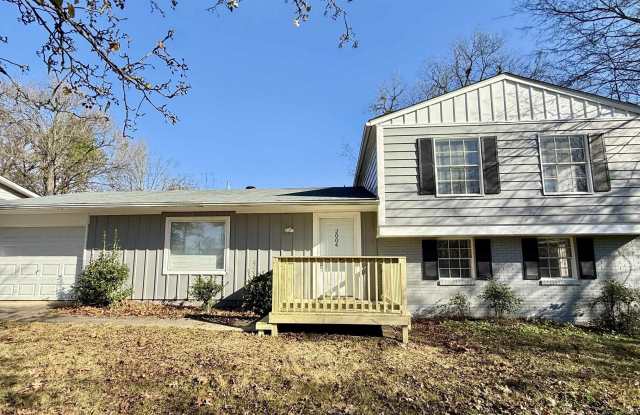 2004 Chambers Drive NE - 2004 Chambers Drive Northeast, Huntsville, AL 35811