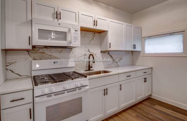 1433 Pennsylvania Street - Studio photos photos