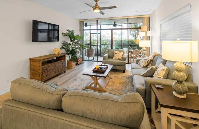 11370 Twelve Oaks Way Gallery 4