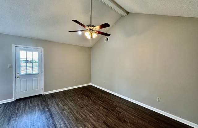 10196 Curtis Drive Gallery 3