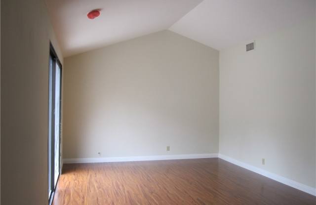 16251 Dickens Street Gallery 2