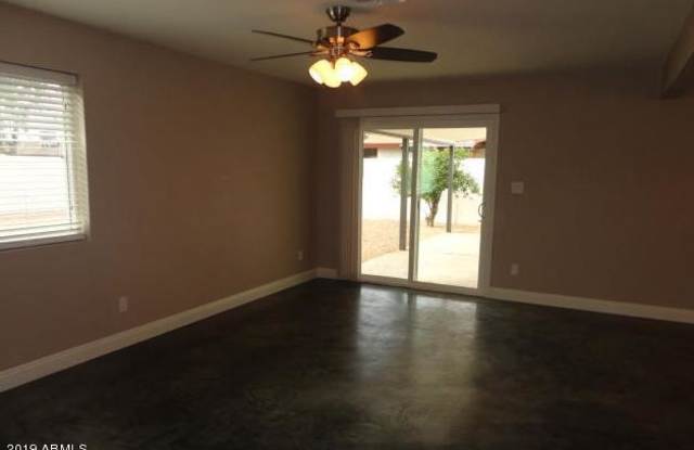 13810 N 31ST Drive Gallery 4