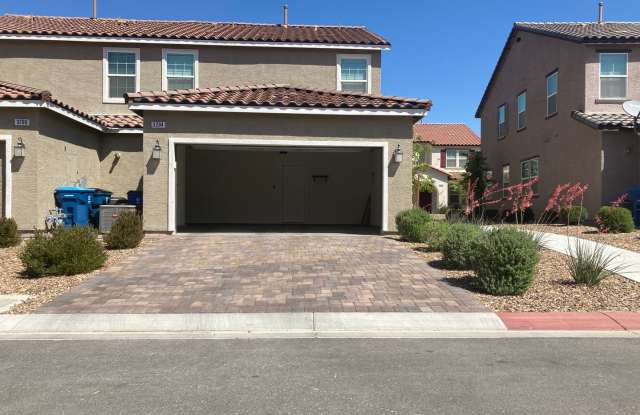 Inspirada 3 bedroom 2.5 bathroom home w/ 2 car garage - 3204 Brynley Avenue, Henderson, NV 89044