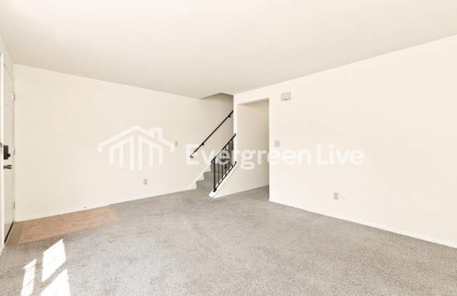 8271 Mount Carmel Street Gallery 4