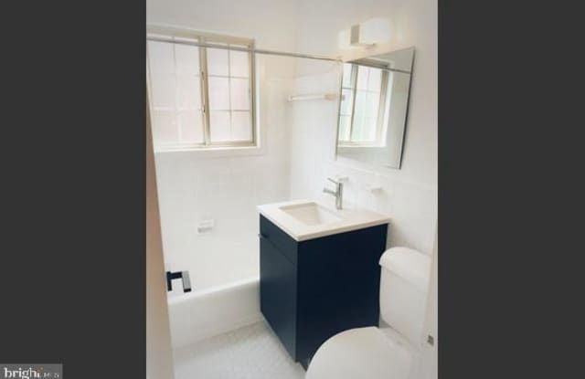 1363 PEABODY STREET NW Gallery 4