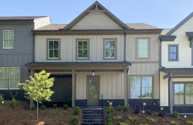 5706 Main Street - 5706 Main Street, Flowery Branch, GA 30542