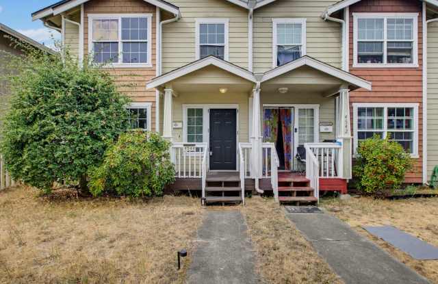 Charming 3BR/2.5BA Tacoma Single-Family Home – Pet Friendly w/ Ample Parking! Gallery 4