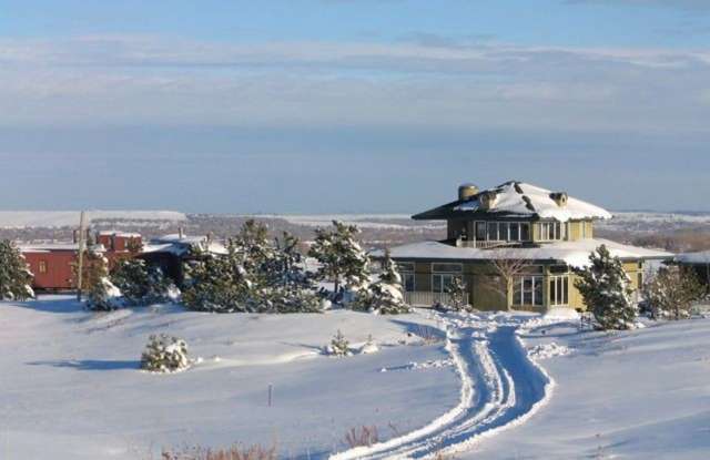 5052 N. Foothills Hwy Gallery 2