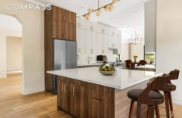 695 East 21st Street photos photos