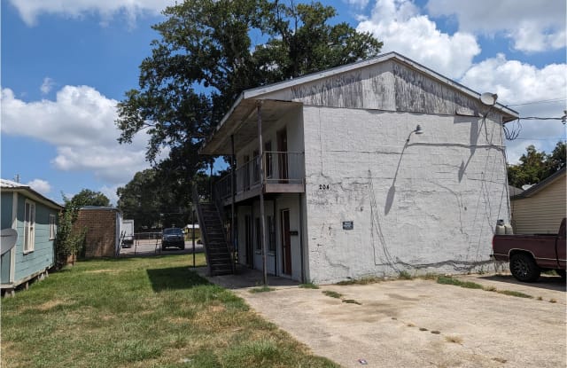 204 West End Ave - 204 West End Avenue, Lafayette, LA 70501