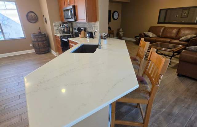 SEASONAL RENTAL IN GOLD CANYON Gallery 4