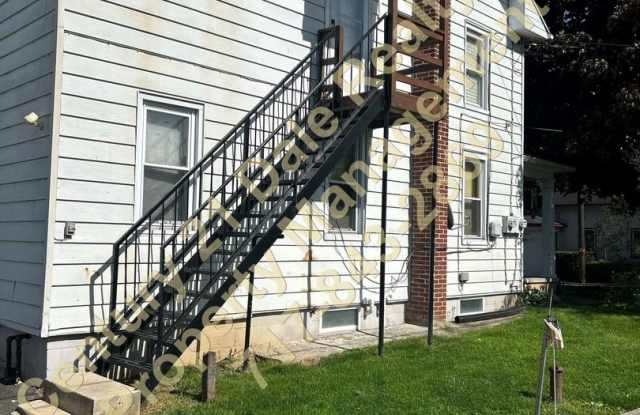 Large 2 Bedroom Apartment in Eastern School District With ALL UTILTIES INCLUDED photos photos