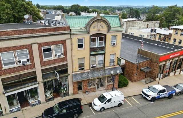 409 Main St photos photos