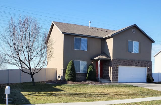 262 Wellington Drive - 262 Wellington Drive, Kaysville, UT 84037