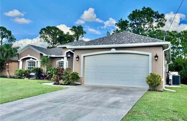 839 Puccini Avenue S Gallery 2