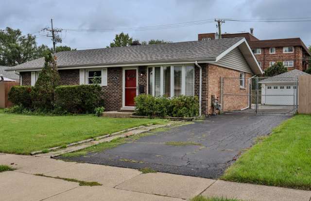 7119 Stanford Drive Gallery 3