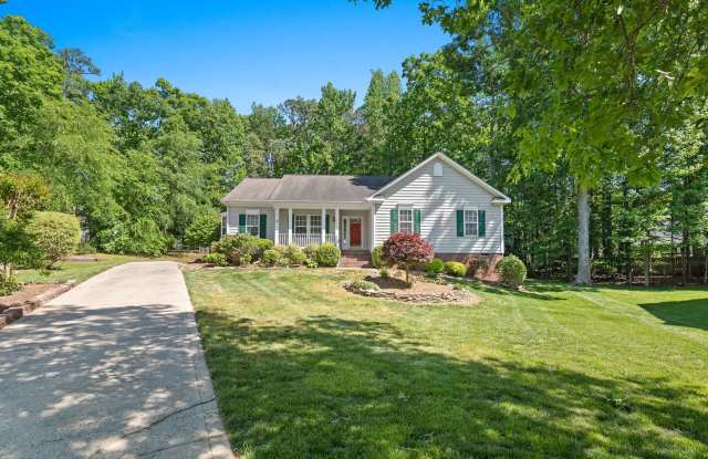 3 Bedroom w/ 2 car Garage (Landscaping is included) photos photos