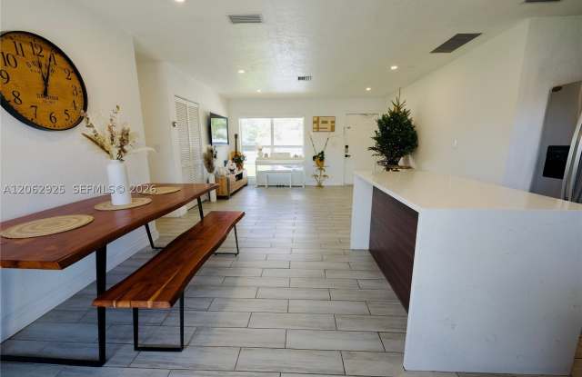 14515 SW 105th Ct Gallery 4
