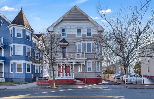 352 Orms Street unit: 2 - 352 Orms Street, Providence, RI 02908