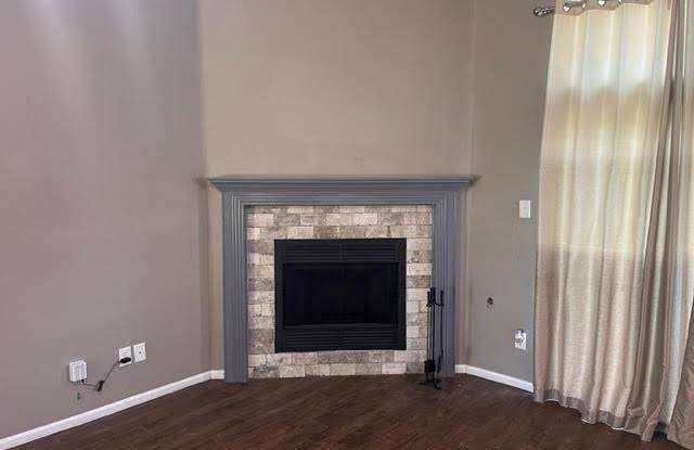 4104 NORCROSS Drive Gallery 2