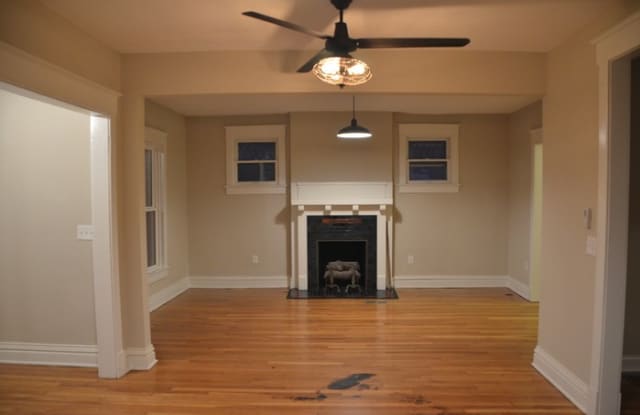 3840 Harrison Boulevard - 3840 Harrison Street, Kansas City, MO 64109