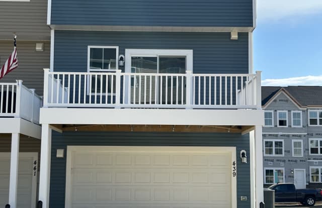 439 17th Avenue - . Gallery 4