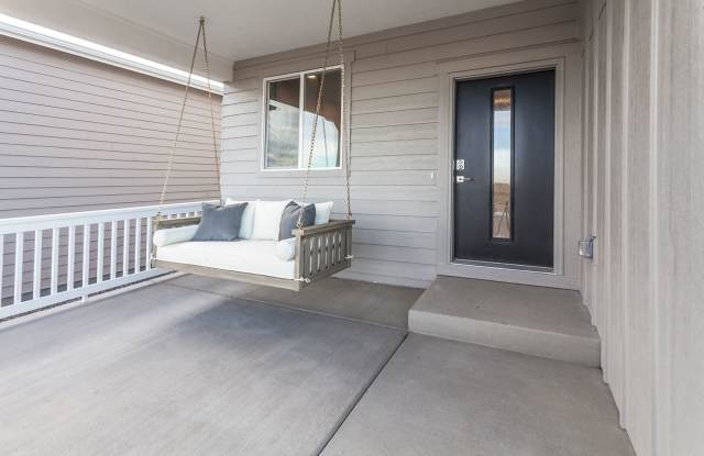 Beautiful Model Home in New Johnstown Neighborhood! Gallery 4