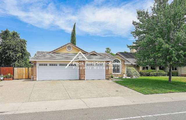 Updated 4bd/2ba Folsom Home with 3 Car Garage and RV Access! - 332 Prewett Drive, Folsom, CA 95630