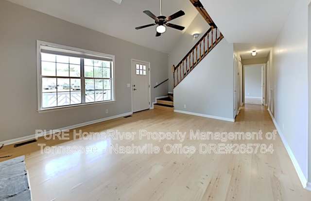 5017 Trailwater Drive Gallery 4