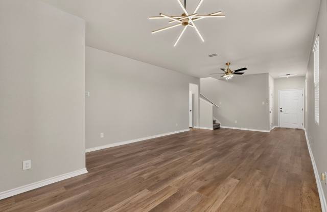 10423 GREEN PR Gallery 4