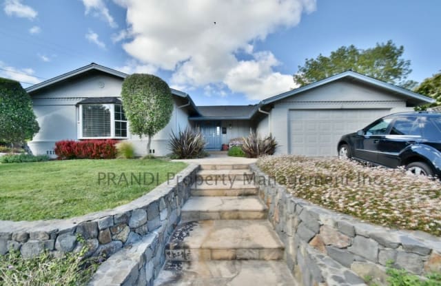 79 Cottonwood Dr - 79 Cottonwood Drive, San Rafael, CA 94901