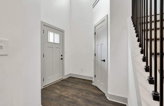 Brand New Townhome 3 bed 3 bath Gallery 4