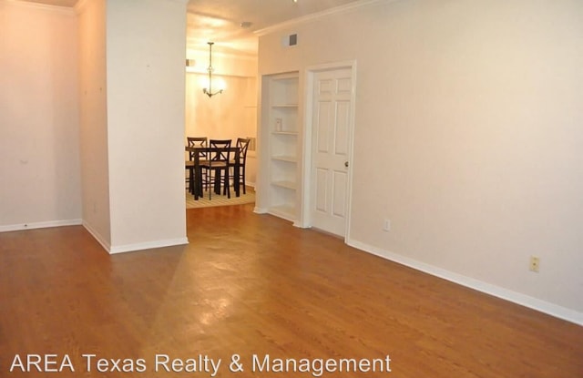 Braeswood - 2255 Braeswood Park Dr, Houston, TX 77030