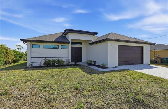 2303 NW 18th Pl photos photos