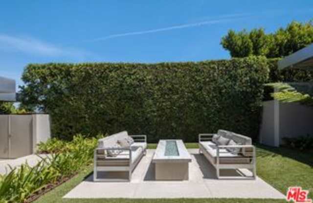 2189 Summitridge Drive Gallery 3